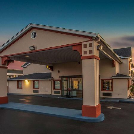 Super 8 By Wyndham Florence Exterior photo